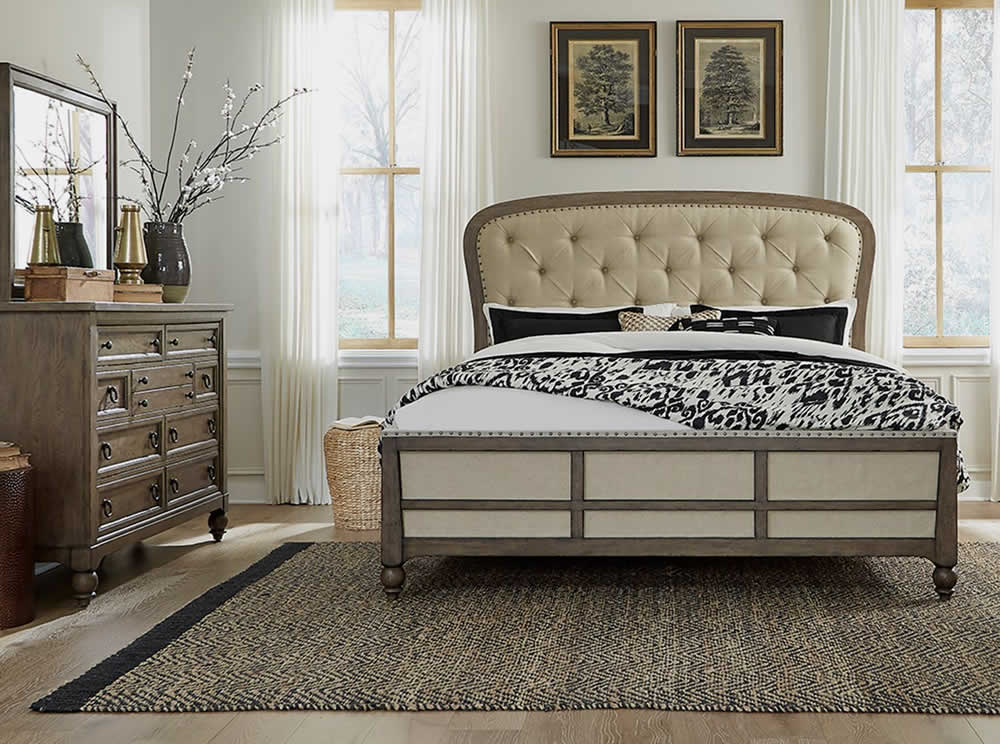 Americana Farmhouse Bedroom by Liberty